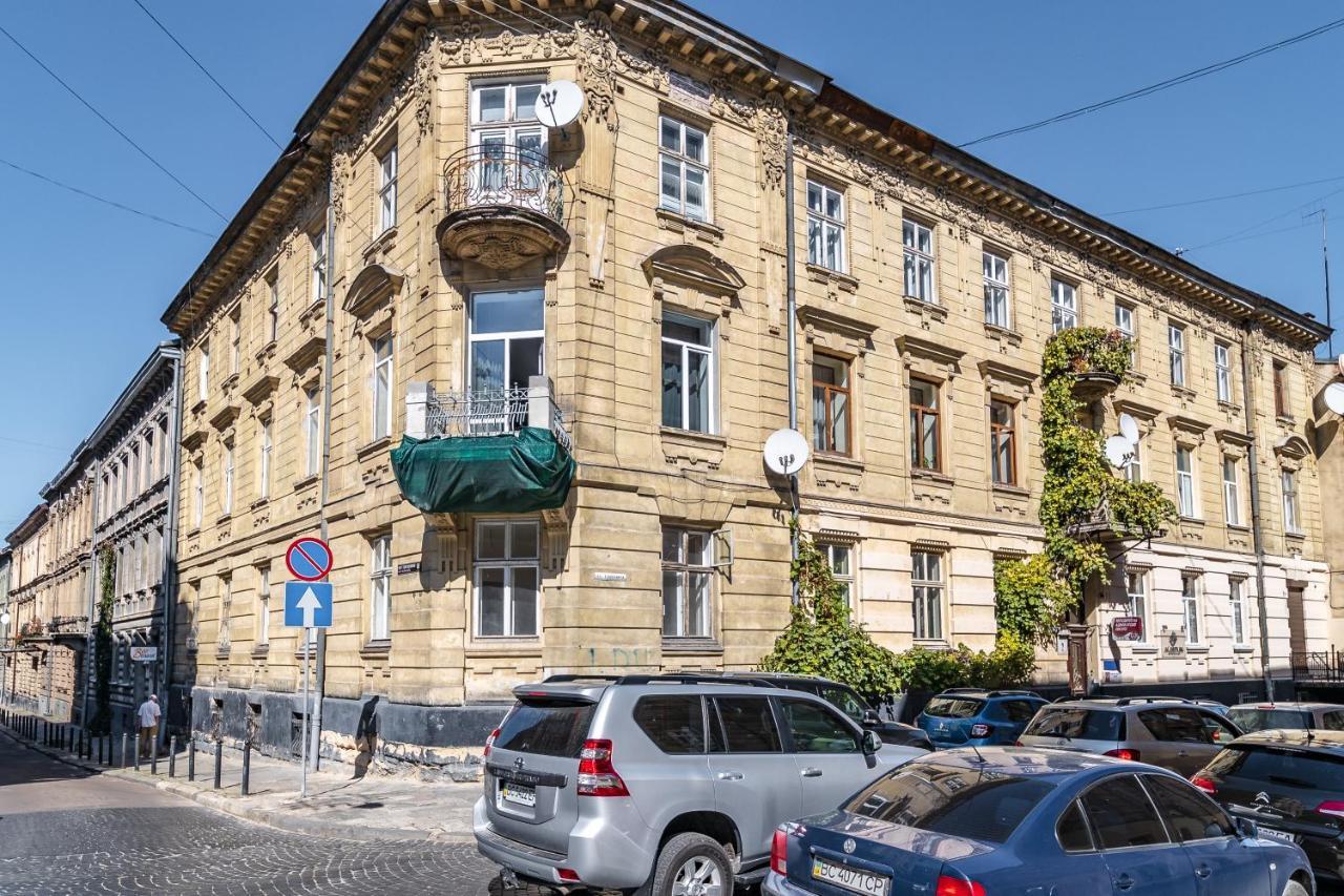 Inshiapartments On Popovycha Str 2 Lviv Exterior photo